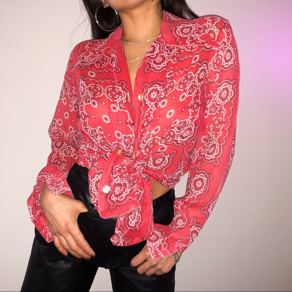 ~ LADY ARROW BANDANA PRINT BUTTON UP ~